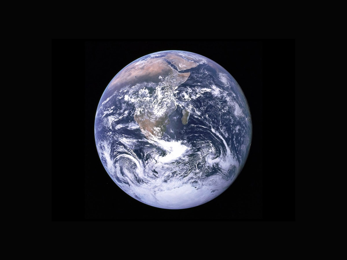 Earth changes visible through time lapse satellite imagery